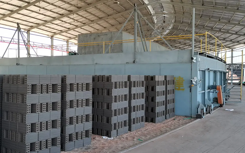 12.98 m mobile tunnel kiln with stacked bricks at the Cambodia project