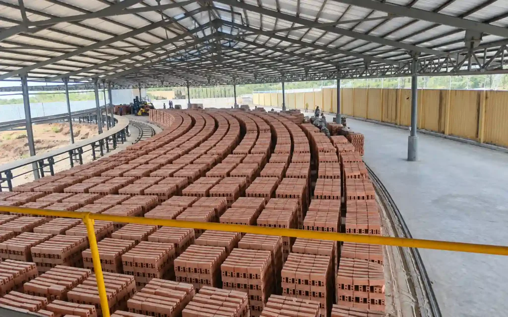 11.8 m mobile tunnel kiln project at Vietnam Huanggui brick plant